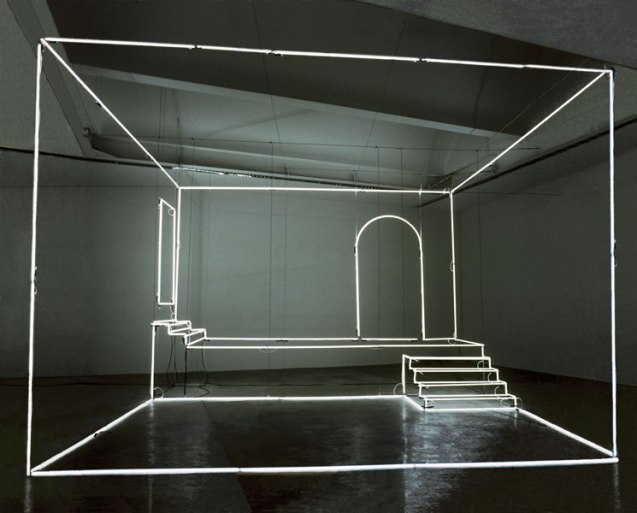 Uno studio, 2003, neon e steel cables, 360 x 500 x 500 cm